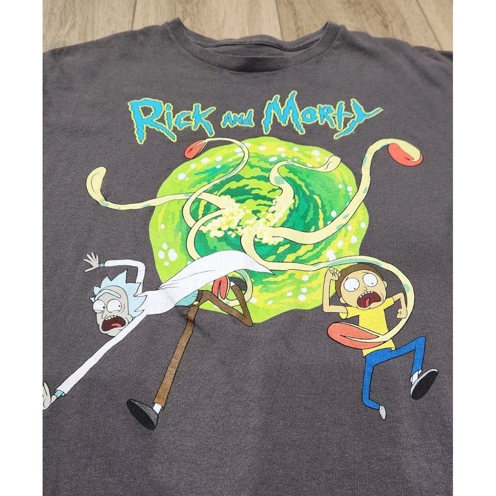 Rick And Morty Adult Swim Portal Tentacles Graphic Print Gray tShirt Adult Large